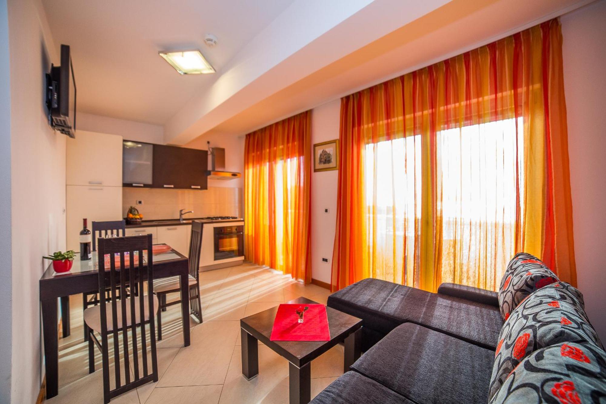 Apartments Milan Makarska Room photo