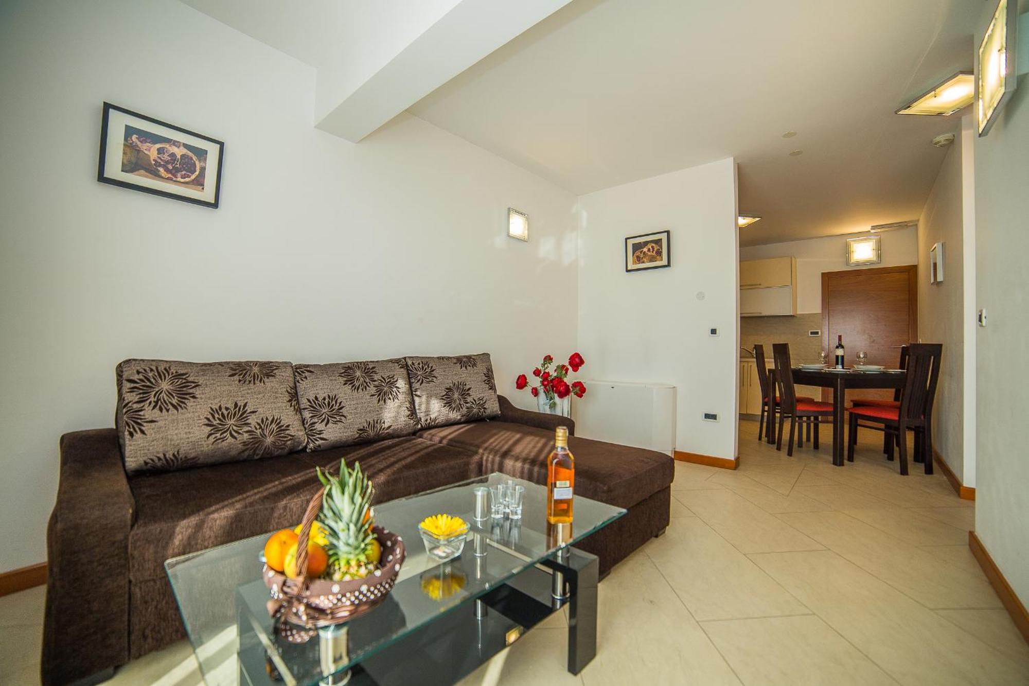 Apartments Milan Makarska Room photo