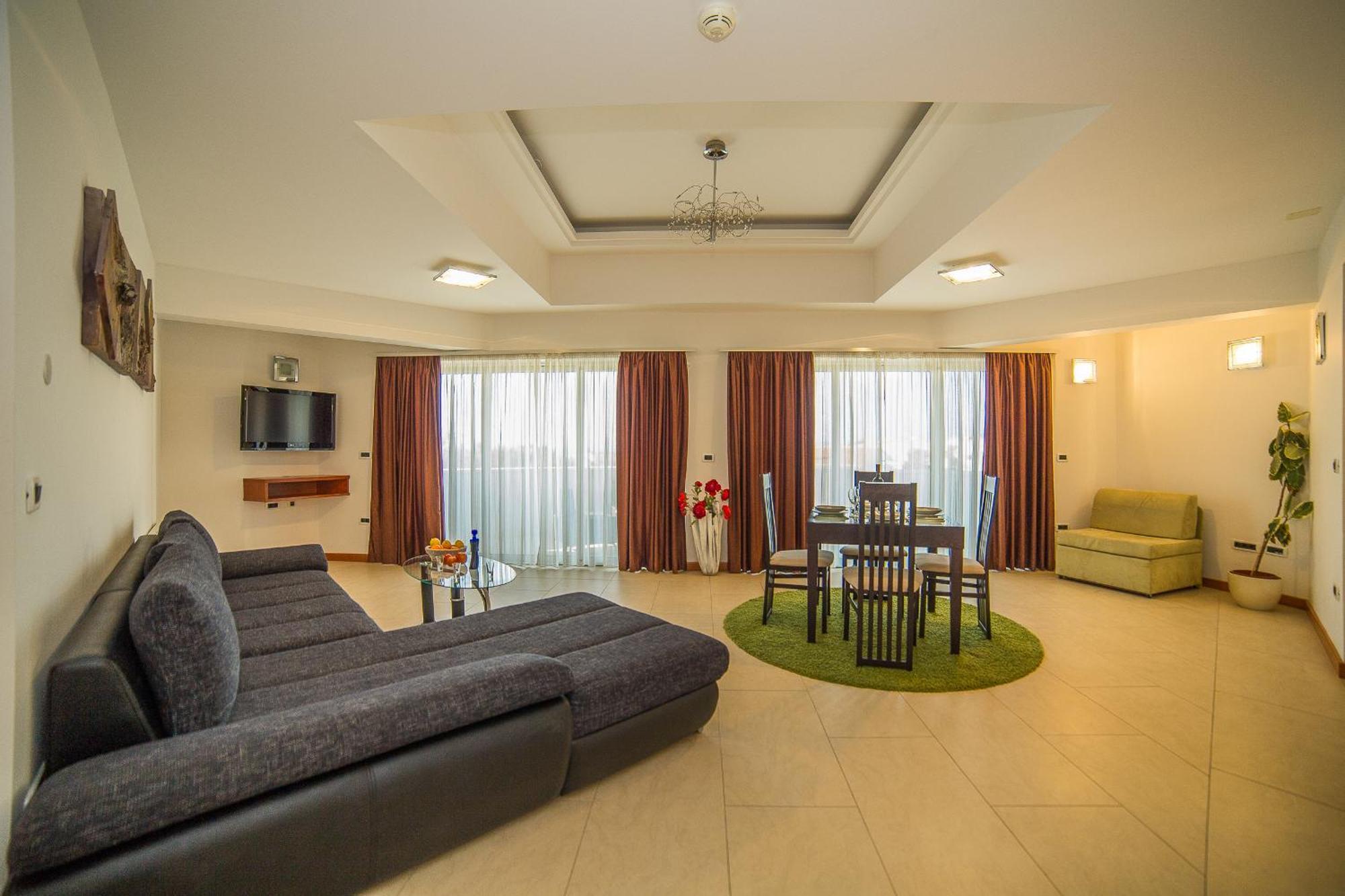 Apartments Milan Makarska Exterior photo